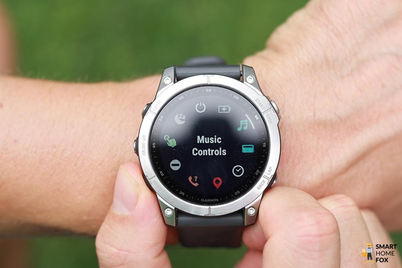 Вы можете увидеть Garmin Fenix 7.